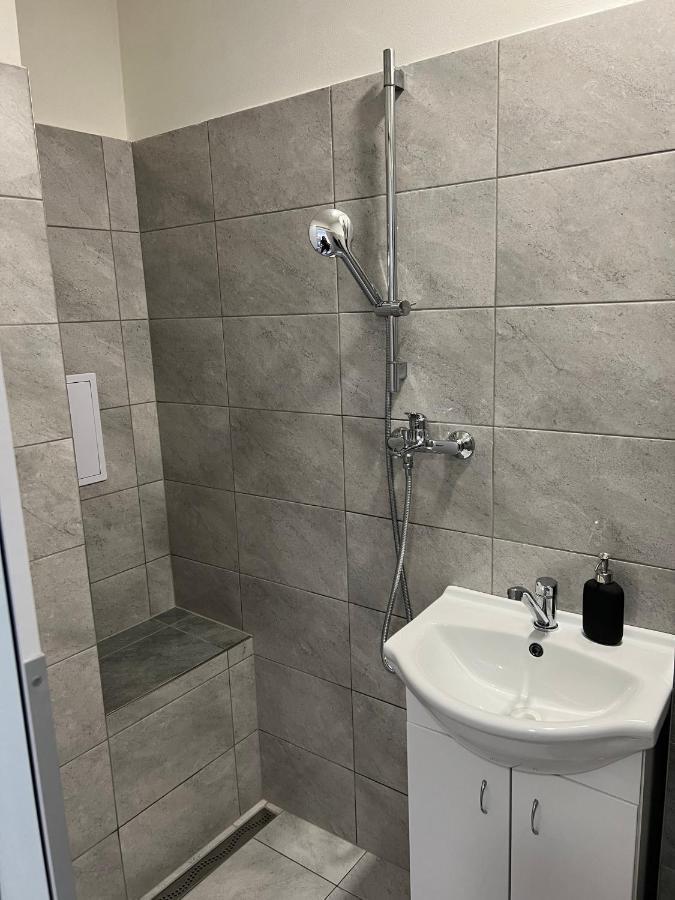 Kapsle Luhacovice Apartment Ngoại thất bức ảnh